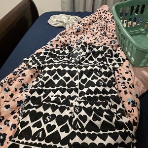 Victoria's Secret Black and White Heart Print Satin Pajama Set